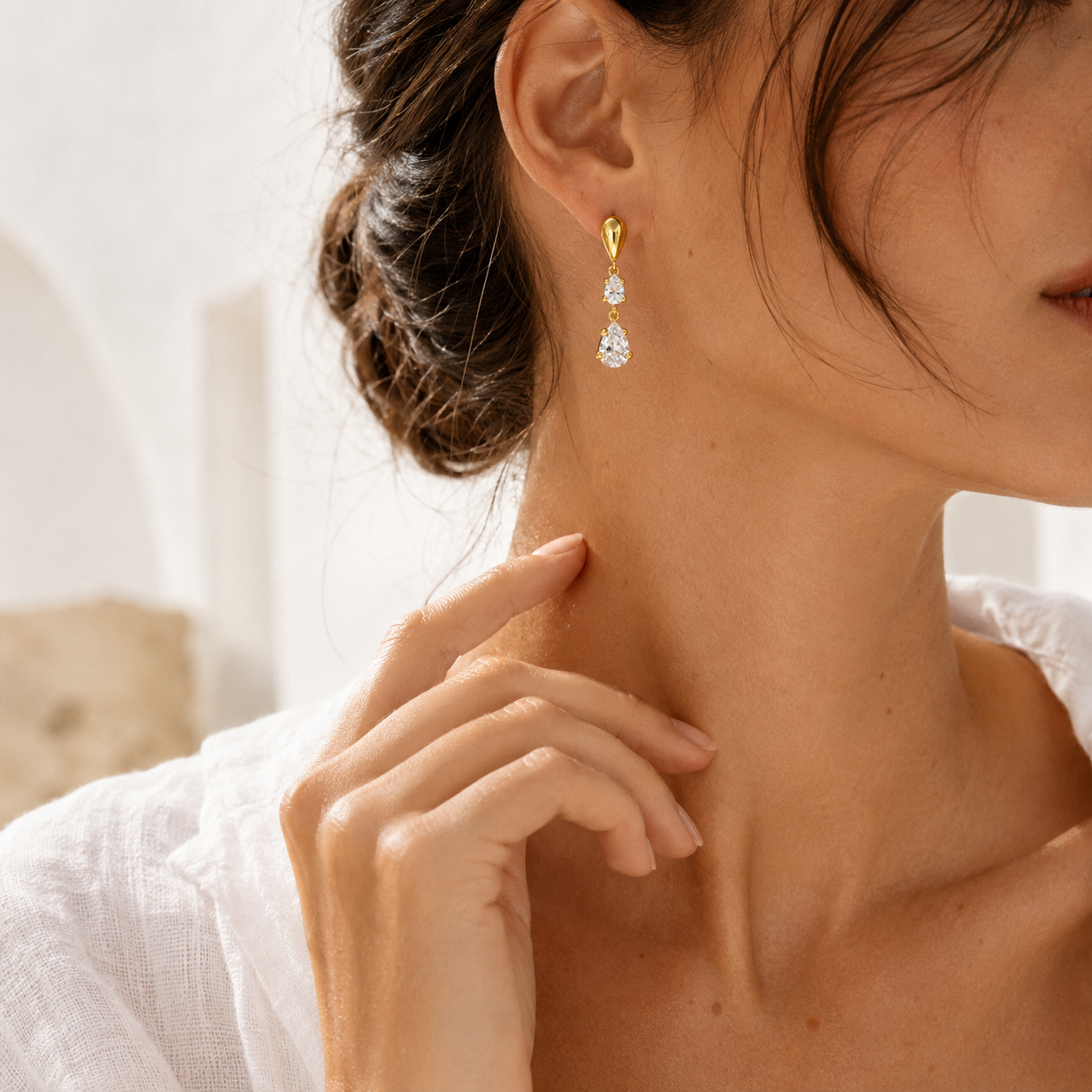 Pendientes Elara de oro 18 Kl. con circonitas