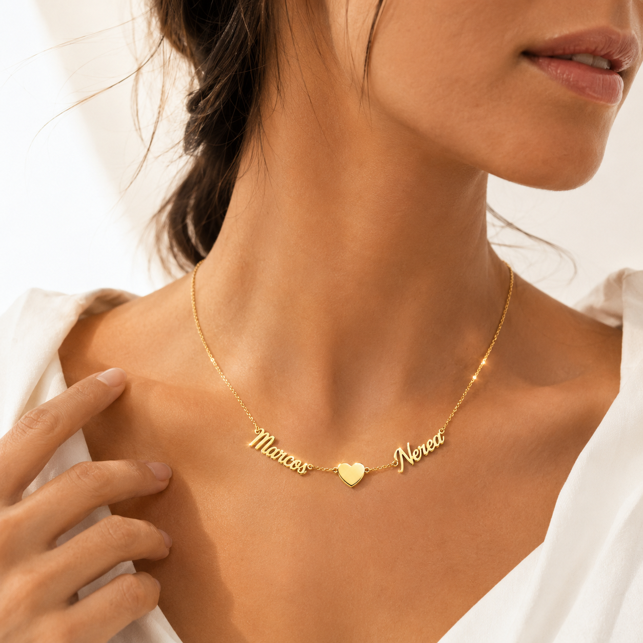 Gargantilla personalizada con dos nombres y corazón en Oro de 18 Kl.